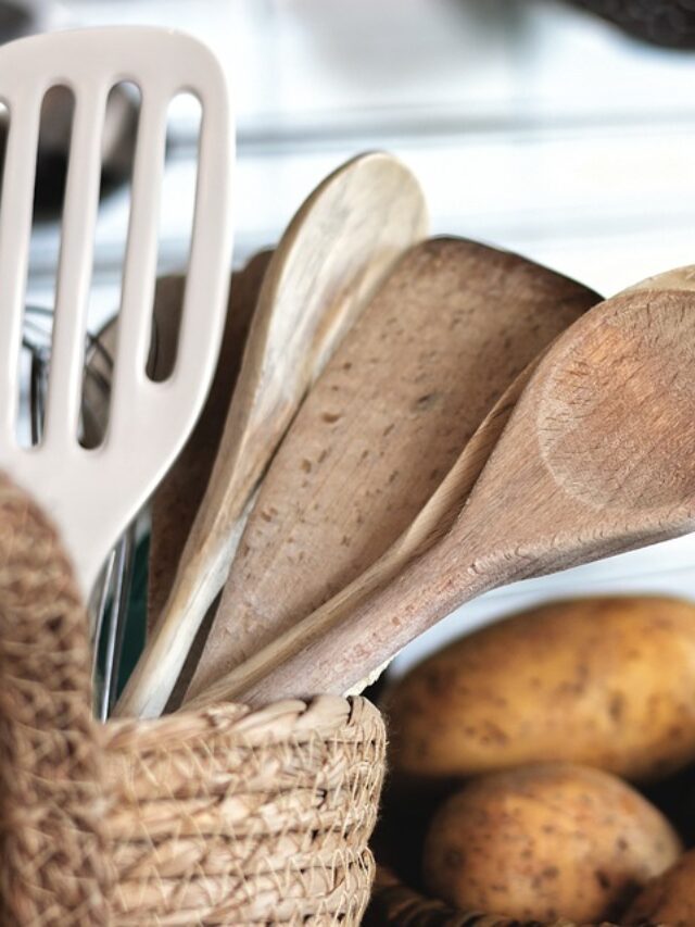 Tips to clean wooden utensils